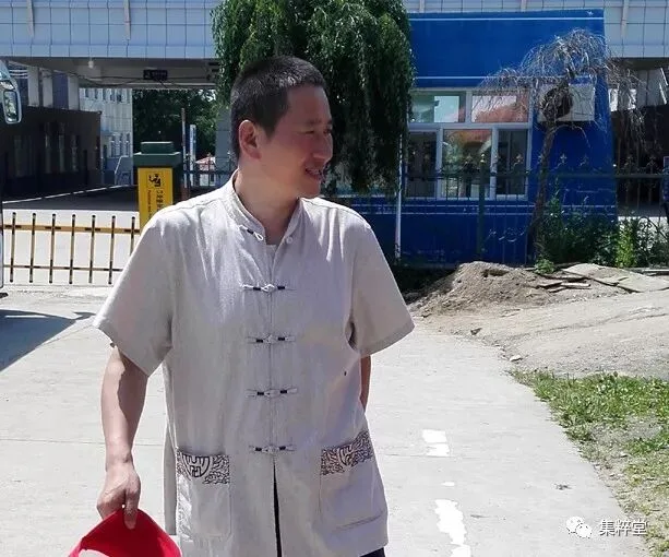 集报人周连成-七步楼